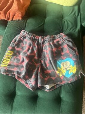 Nirvana Allover print Heart-Shaped Box Short